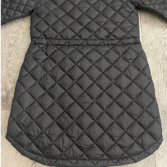 ATHLETA WOMEN'S WHISPER FEATHERLESS PUFFER PARKA - Picture 8 of 9